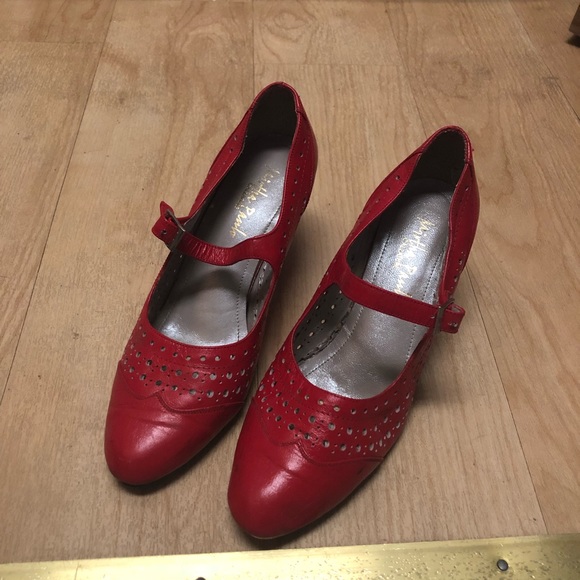 mirtha paulo Shoes - BRAND NEW Argentina Handmade red wingtip heels